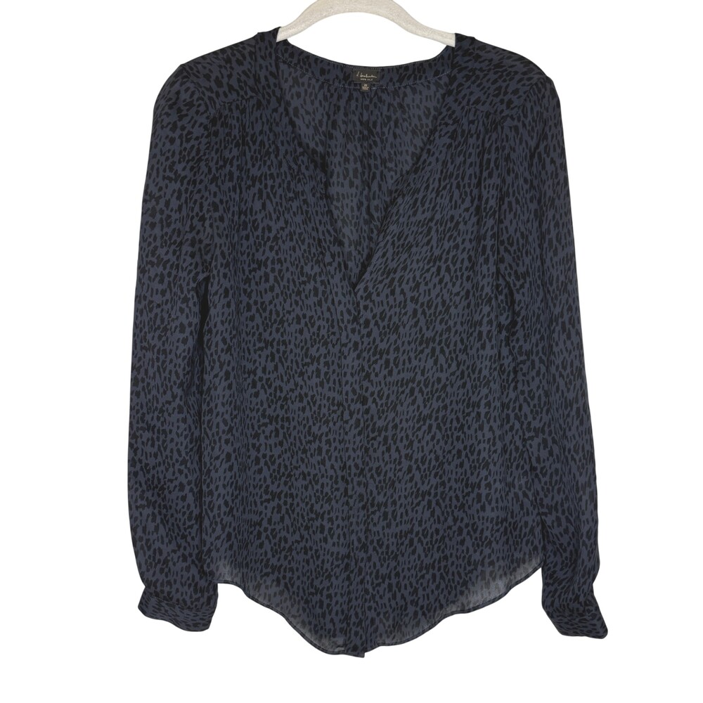 Aritzia T. Babaton Blouse Womens XS Navy 100% Silk Animal Print Long Sleeve